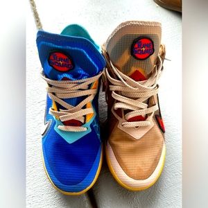 Nike MEN'S Lebron XVIII Low SPACE JAM Wile E. Coyote x Roadrunner SIZE 8.5